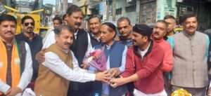 Haldwani news: रोडवेज बस स्टेशन से रेलवे बाजार आने जाने वालो को टुटे रोड से मुक्ति