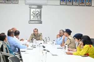 आज श्री अभिनव कुमार, DGP महोदय द्वारा पुलिस मुख्यालय सभागार में राज्य की पुलिस आधुनिकीकरण के सम्बन्ध में एक समीक्षा गोष्ठी आयोजित की गई।