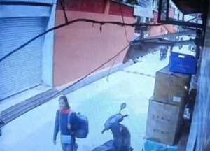 हल्द्वानी: 2 छोटे-छोटे बच्चो को छोड़ कर माँ हुयी घर से गायब