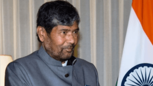 आरएलजेपी के पशुपति कुमार पारस ने मोदी कैबिनेट से इस्तीफा दे दिया बिहार में एनडीए को झटका: सीटें नहीं मिलने के एक दिन बाद