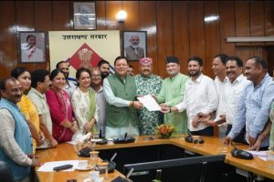 एक राज्य, एक पंचायत चुनाव’ का ज्ञापन सौंपा गया