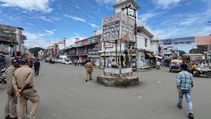 नैनीताल पुलिस द्वारा ट्रैफिक व्यवस्था में सख्ती: