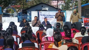भीमताल में यातायात सुरक्षा व साइबर अपराध को लेकर विधिक साक्षरता एवं जागरूकता शिविर आयोजित
