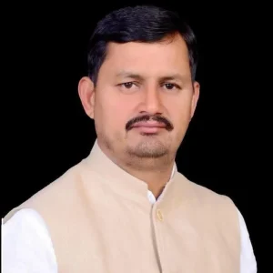 पहाड़ी आर्मी के संस्थापक अध्यक्ष हरीश रावत की कार का एक्सीडेंट, बाल-बाल बचे