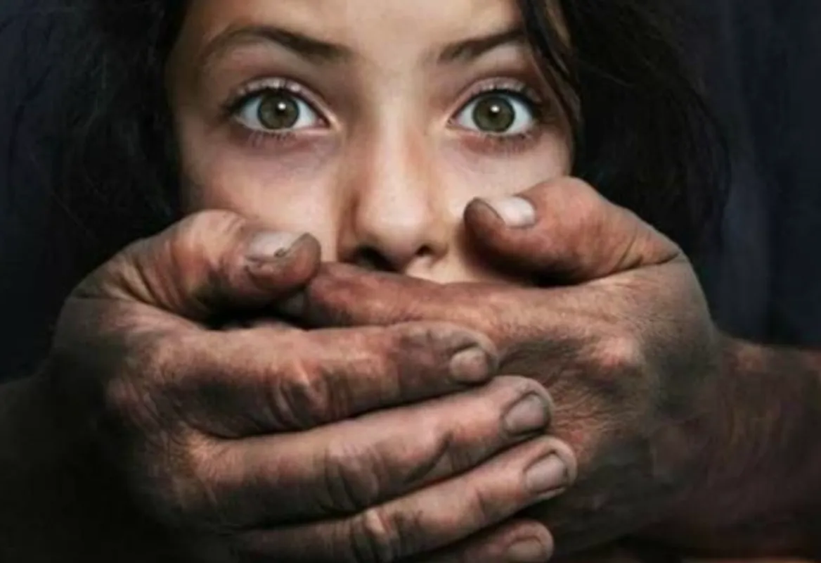 उत्तराखंड में पिता बना दरिंदा! 13 वर्षीय बेटी ने घर छोड़कर बचाई अपनी जान, काउंसलिंग में हुआ सनसनीखेज खुलासा